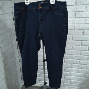 d.jeans Ladies Dark Wash Size 20W Zipper & Button Closure Blue Jeans